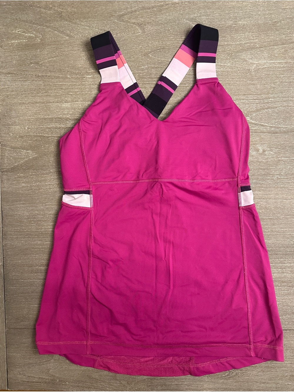 Lululemon workout top